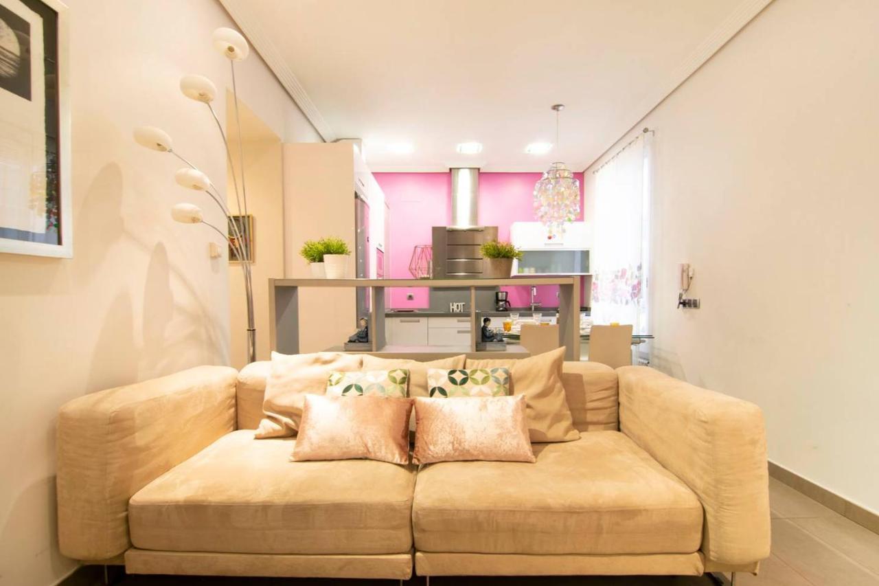 Cozy Apartment Near San Miguel Market By Batuecas Мадрид Екстериор снимка