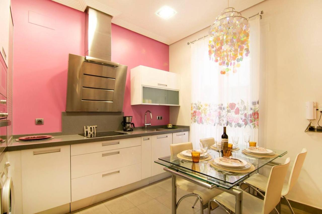 Cozy Apartment Near San Miguel Market By Batuecas Мадрид Екстериор снимка